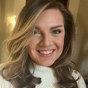 Meet your Posher, Kelley